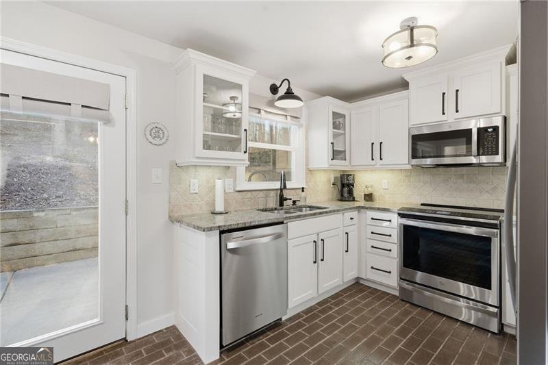 5130 Forest Hills Court Cumming - Photo 8