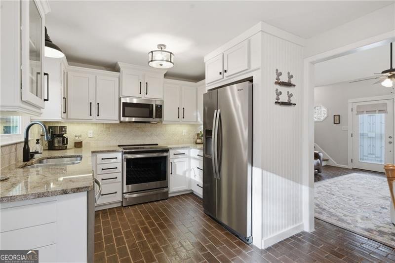 5130 Forest Hills Court Cumming - Photo 9