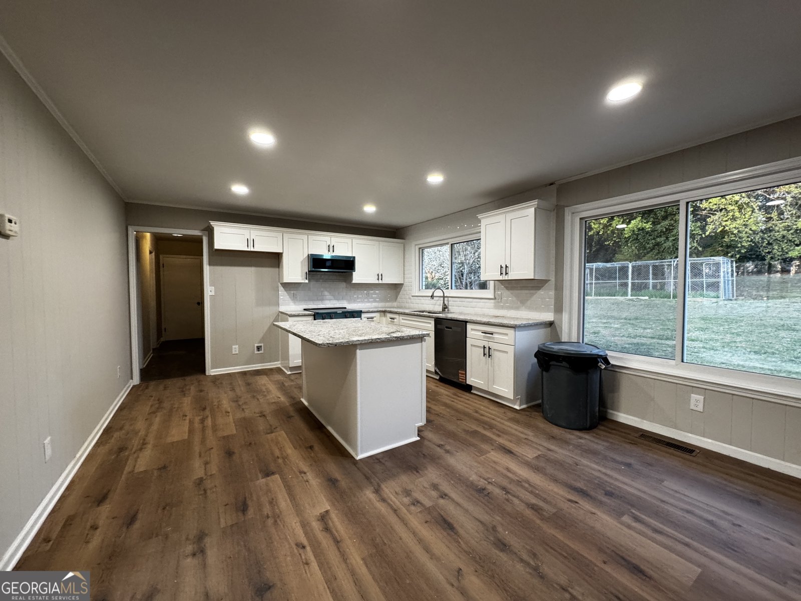 5605 Burke Lane Gainesville - Photo 15