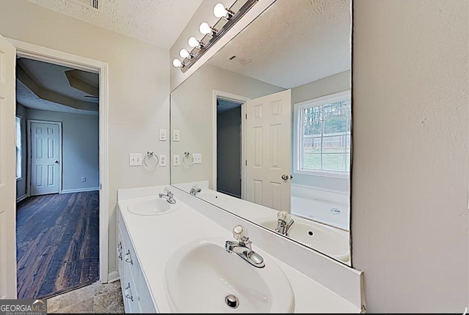 85 Lawn Way Covington - Photo 7