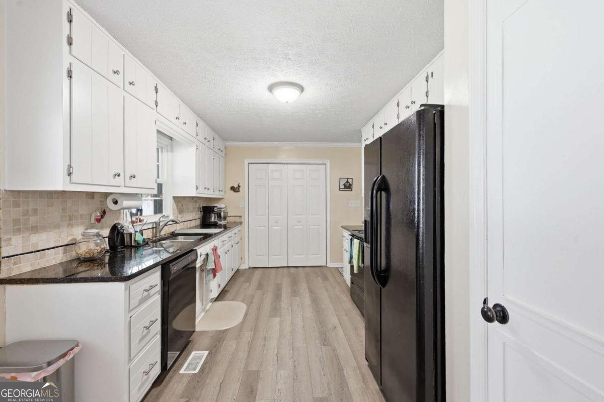 185 Knob Lick Drive Athens - Photo 9