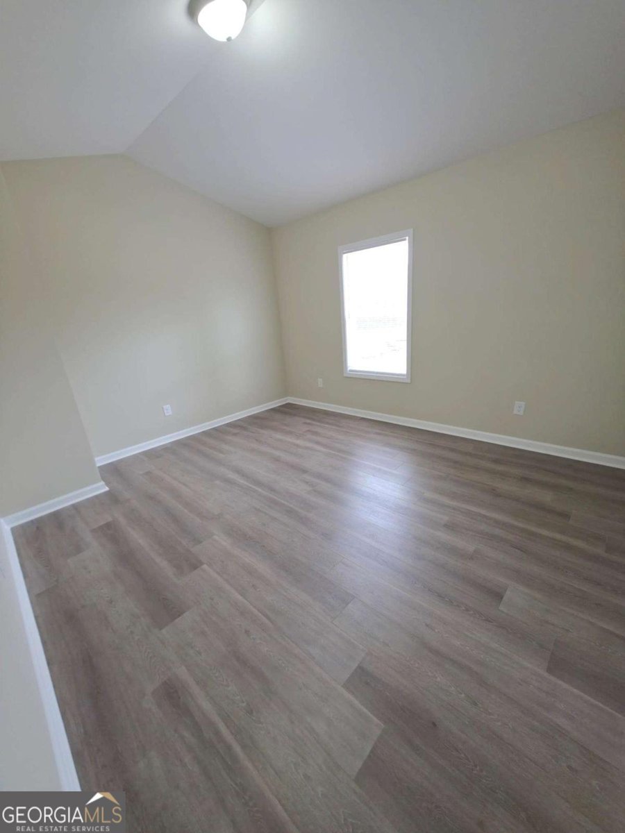 138 Charlotte Circle Statham - Photo 18