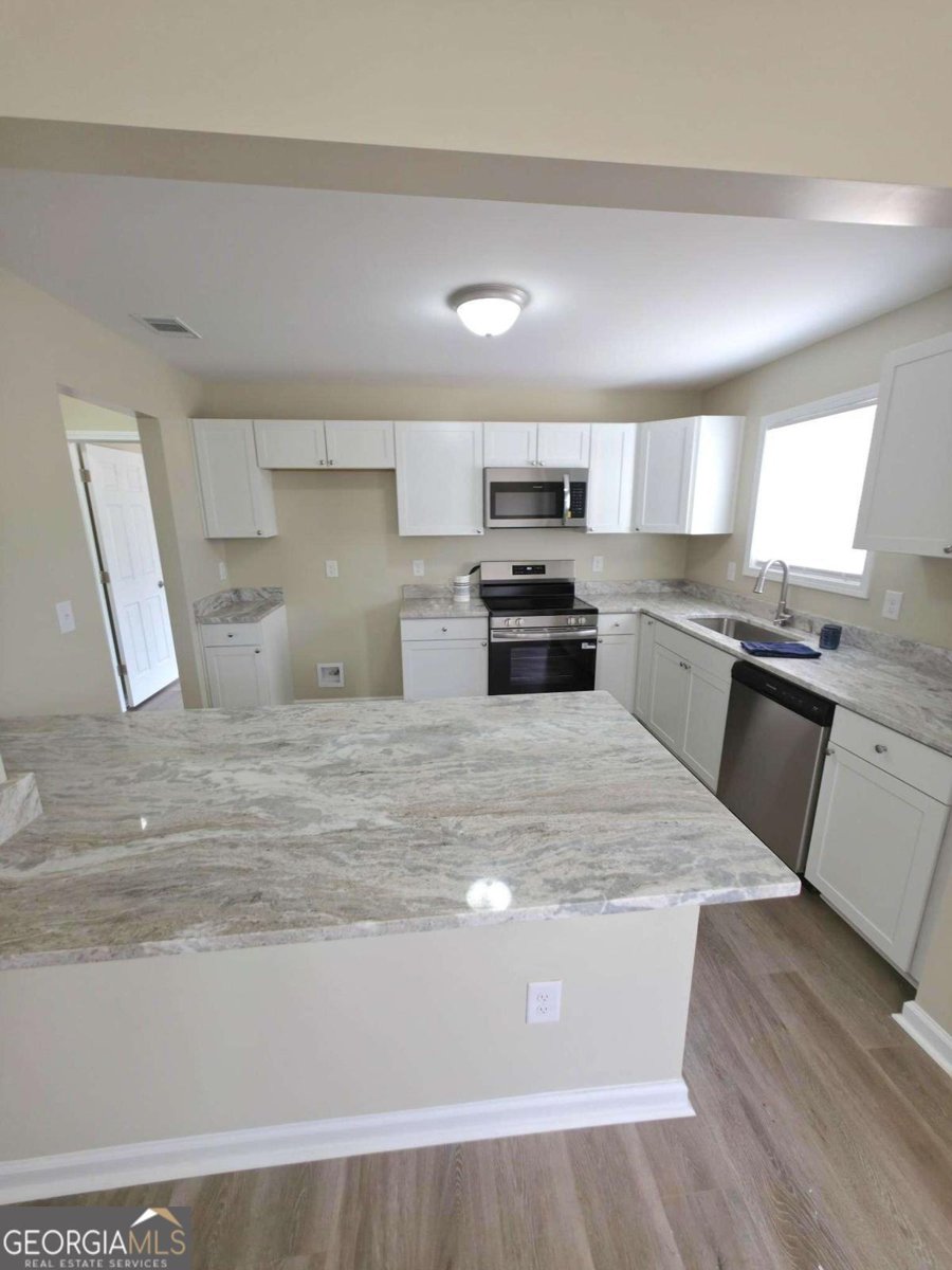 138 Charlotte Circle Statham - Photo 6