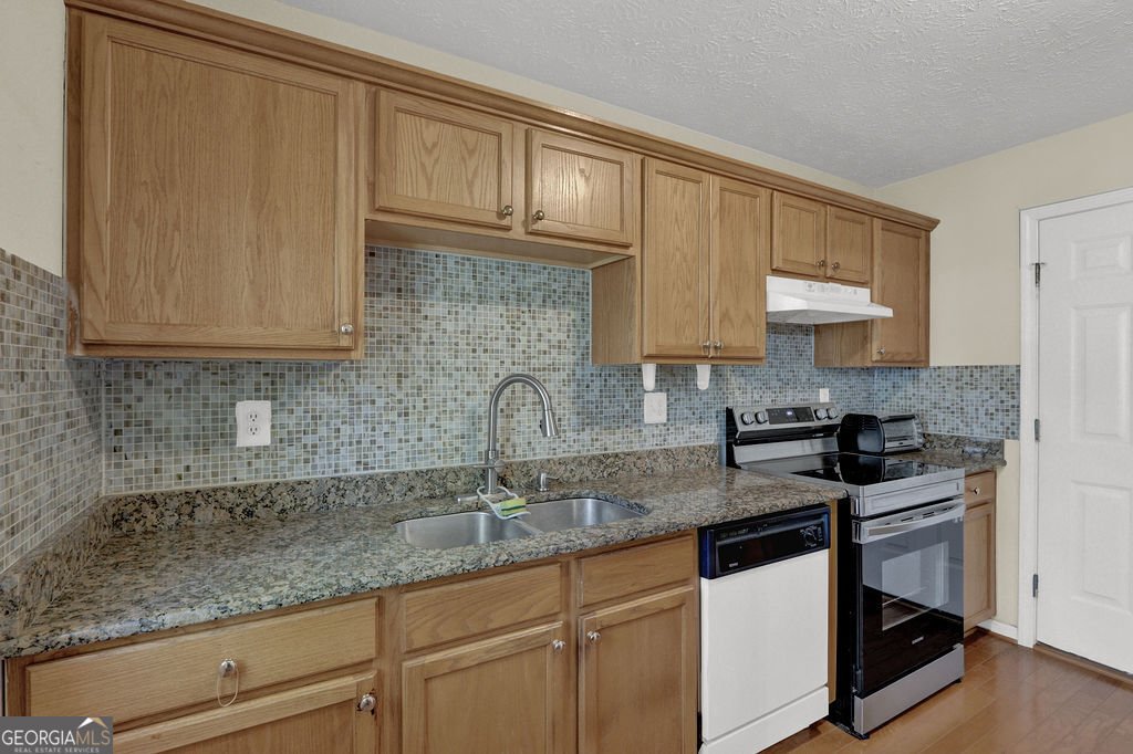 3865 Ligney Creek Court Snellville - Photo 15