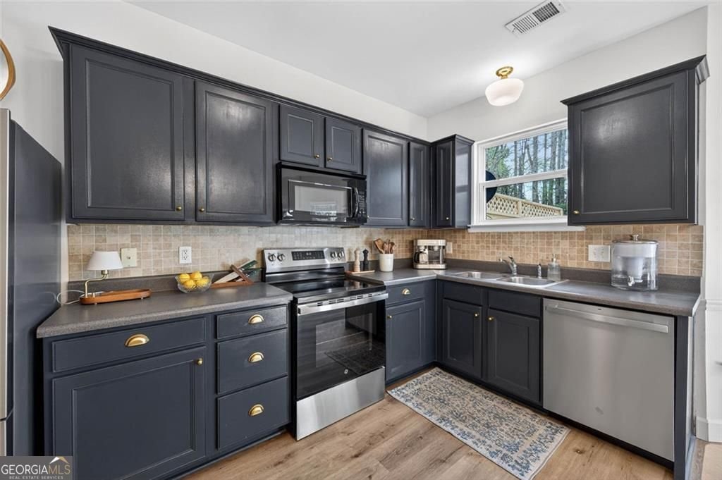 216 Parc View Lane Woodstock - Photo 15