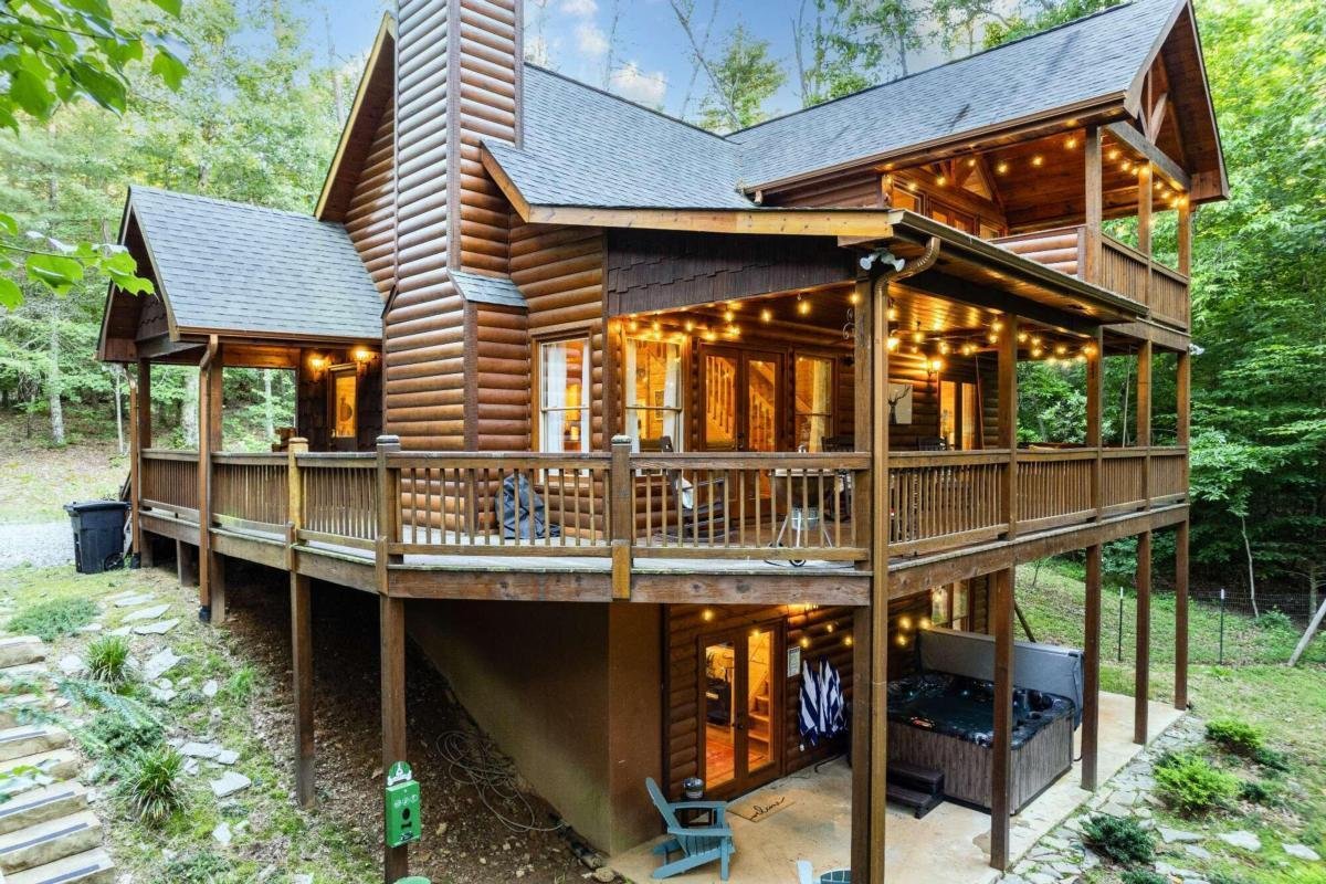 307 Bent Wood Lane Blue Ridge - Photo 1