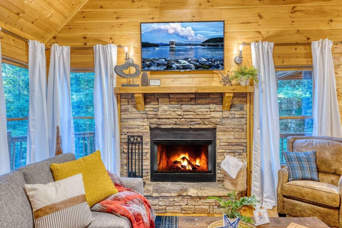 307 Bent Wood Lane Blue Ridge - Photo 10