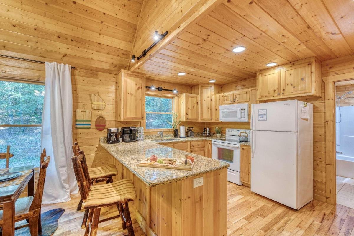 307 Bent Wood Lane Blue Ridge - Photo 13