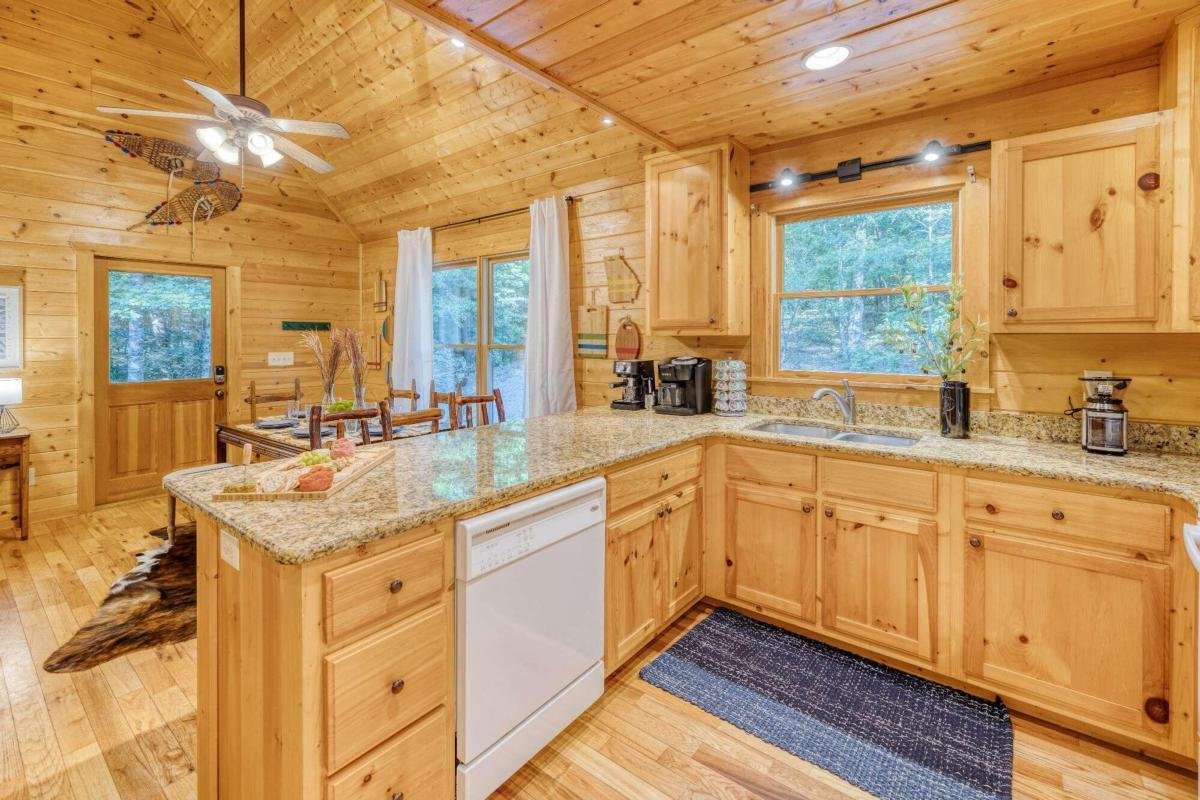 307 Bent Wood Lane Blue Ridge - Photo 14