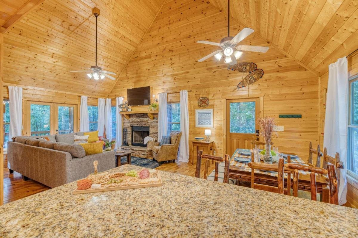 307 Bent Wood Lane Blue Ridge - Photo 9