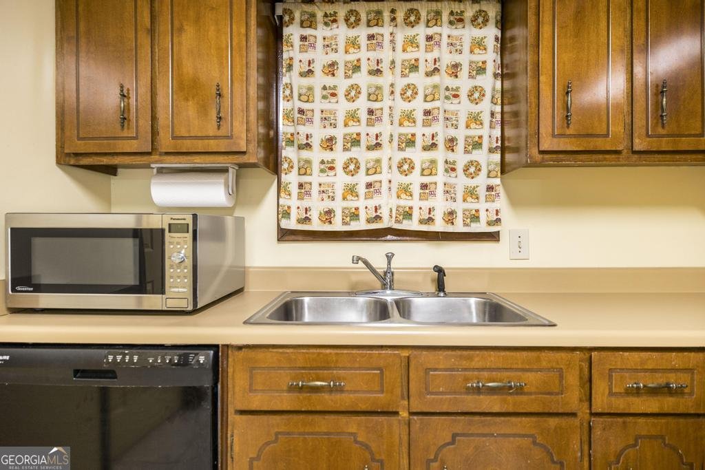 4206 Cyndy Jo Circle Macon - Photo 16