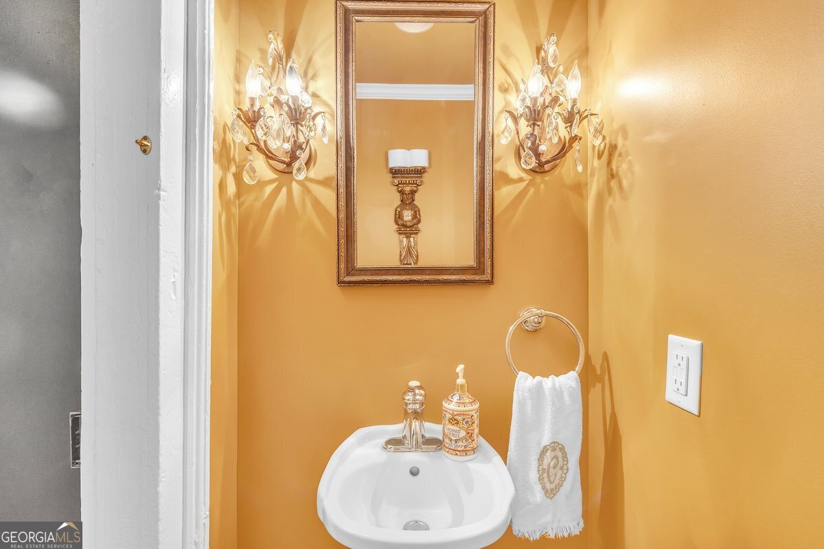 528 Jones Street Savannah - Photo 16