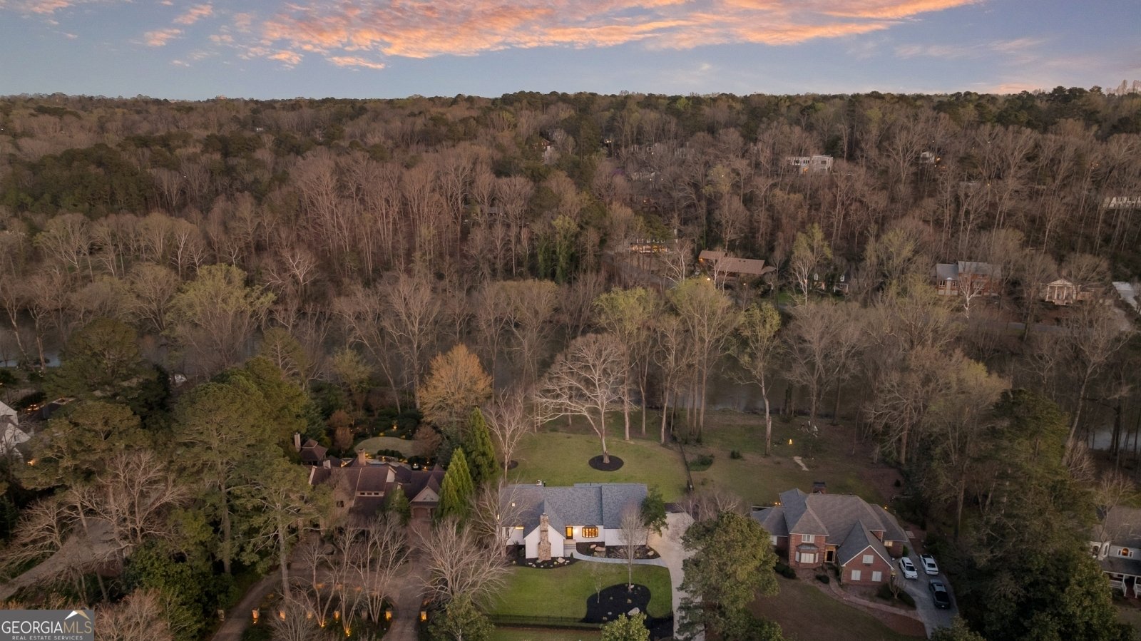 4562 Columns Drive Marietta - Photo 33