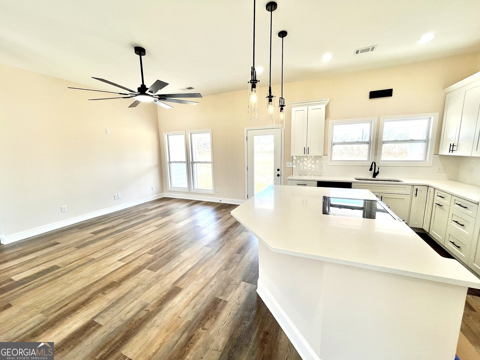 15 South Road Griffin - Photo 10