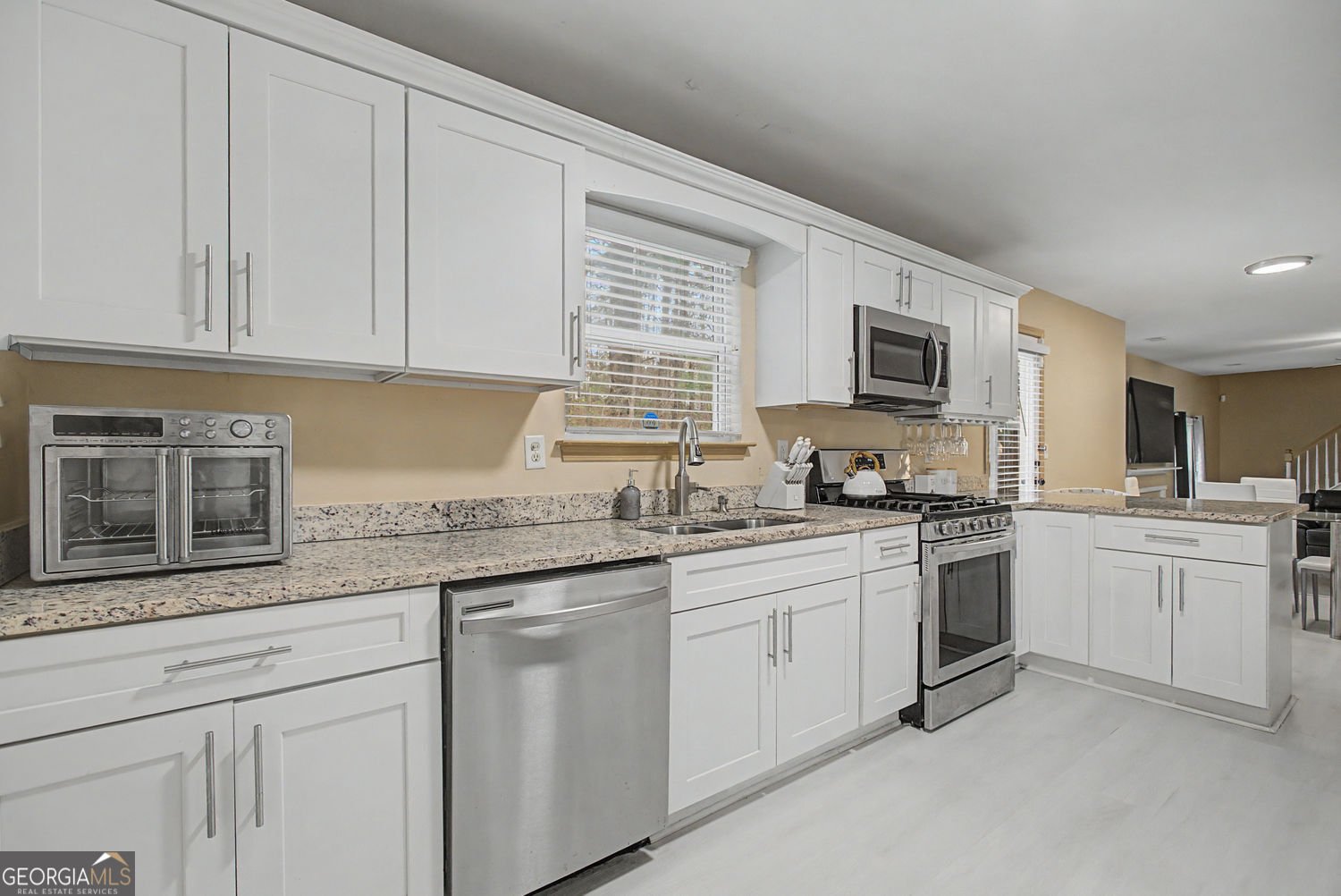 1125 Buckingham Fairburn - Photo 12