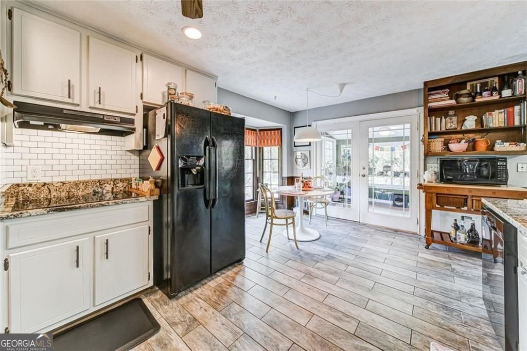 4587 Town Crier Road Lilburn - Photo 13