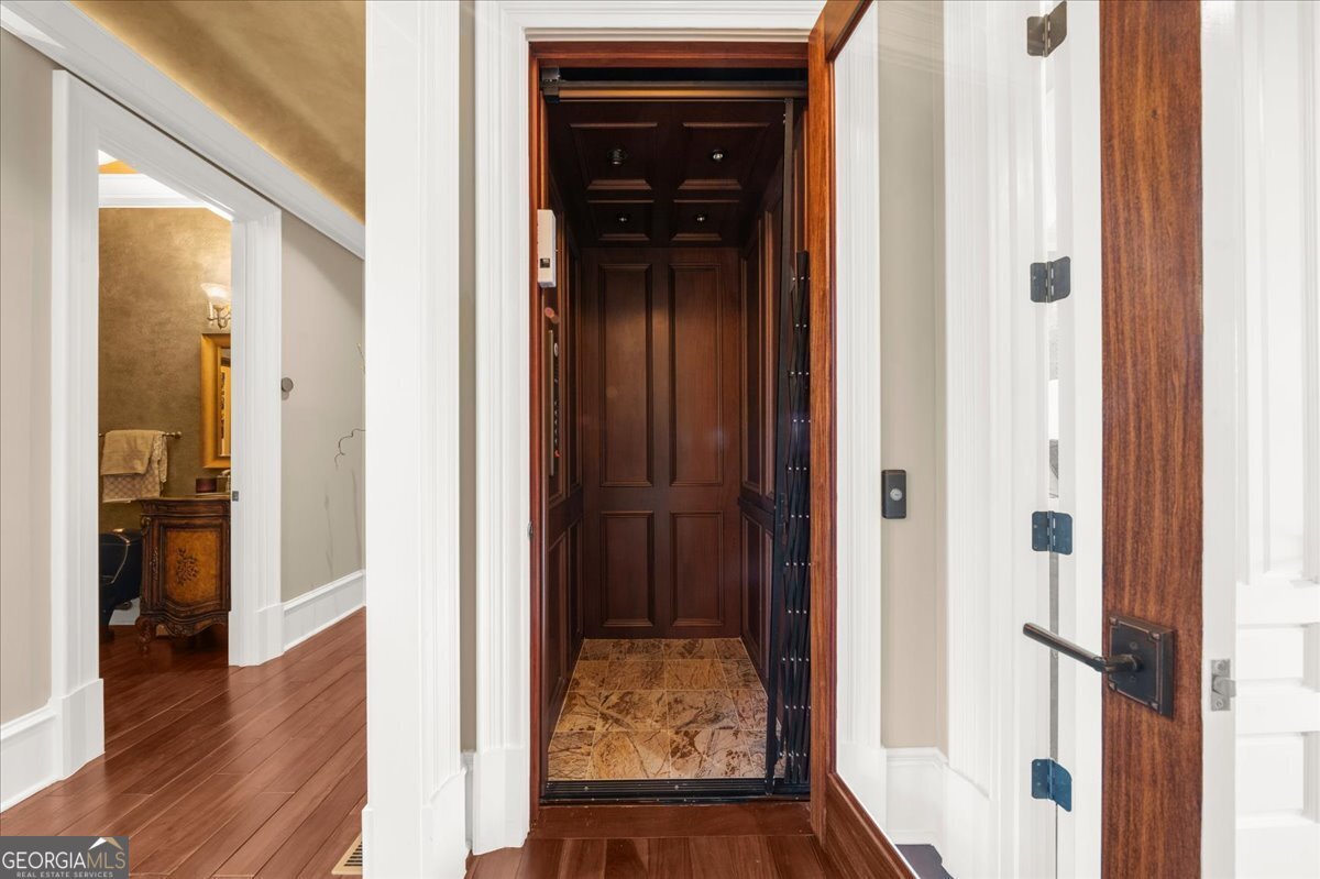 9005 Hayes Drive Gainesville - Photo 41