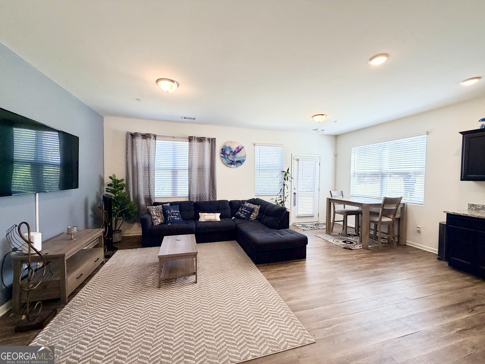 1601 Honeysuckle Path Conyers - Photo 11