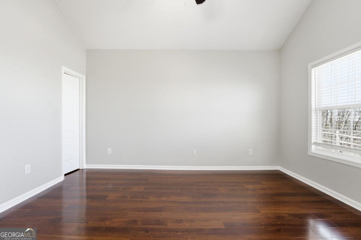 2207 Hoskin Court Kennesaw - Photo 12