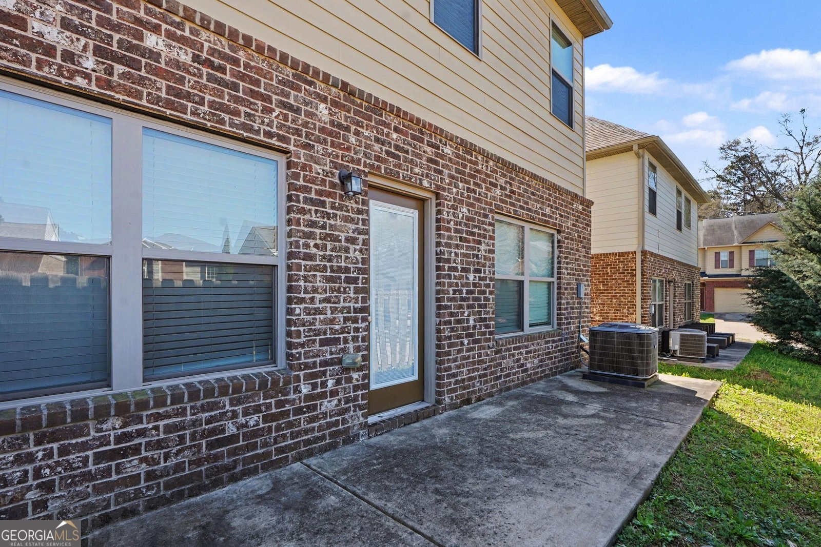 1240 Faye Court McDonough - Photo 23