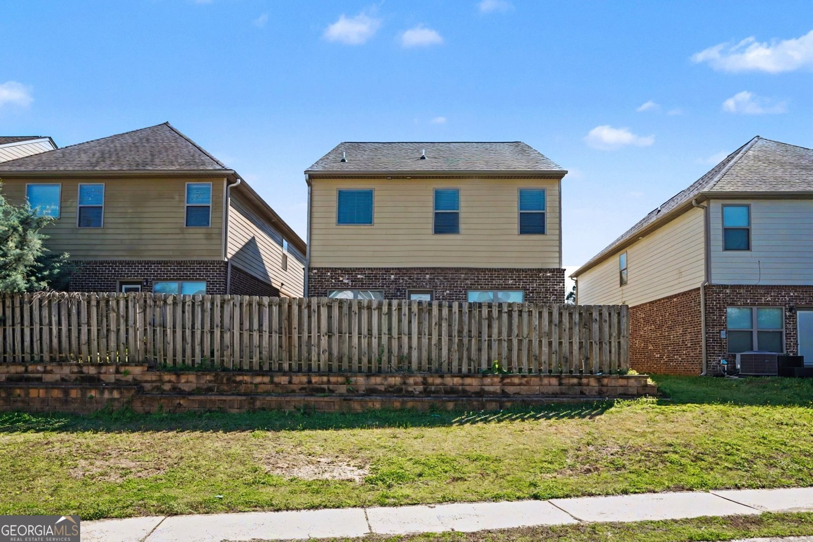 1240 Faye Court McDonough - Photo 24