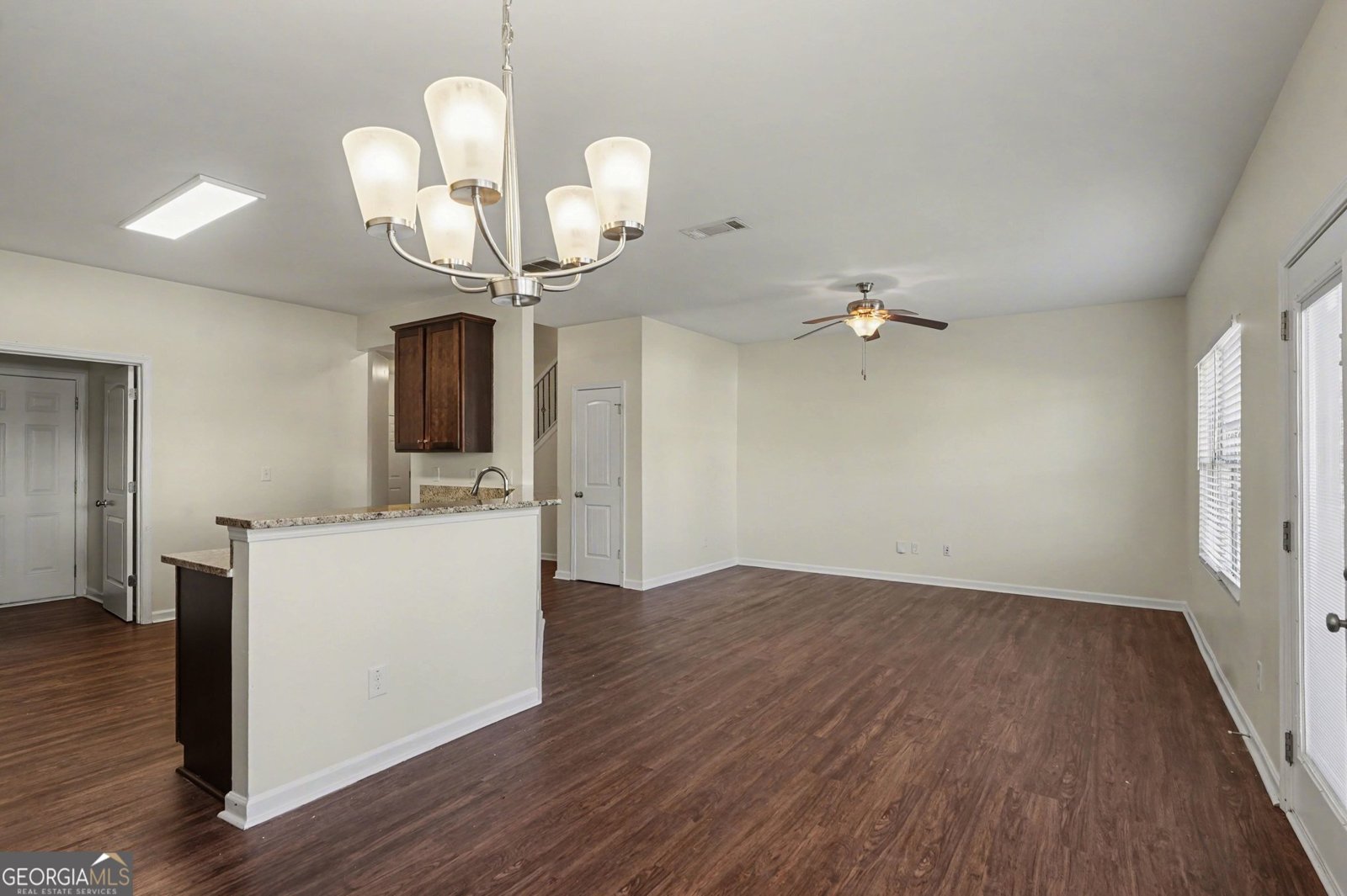 1240 Faye Court McDonough - Photo 8