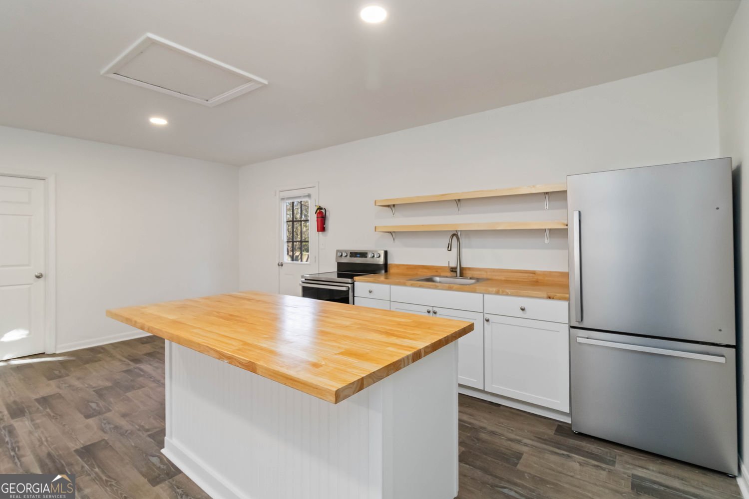 1535 Lake Jodeco Road Jonesboro - Photo 7