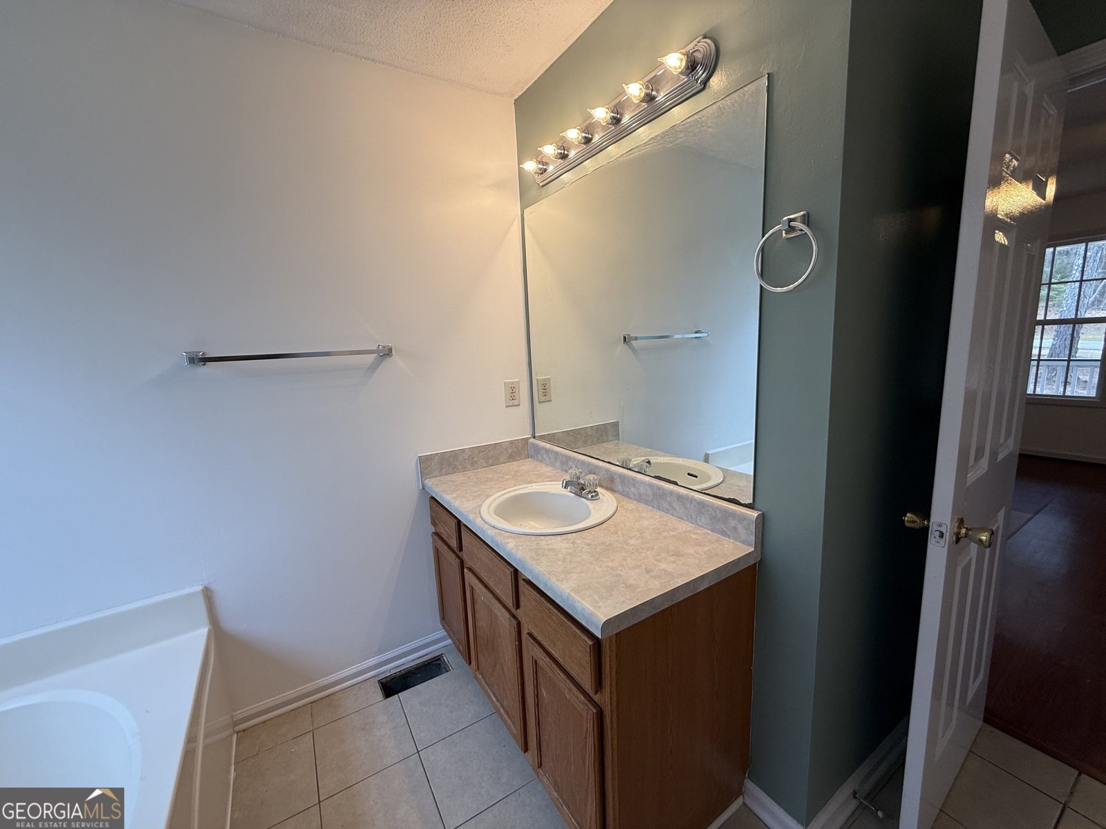 133 Greentree Trail Temple - Photo 18