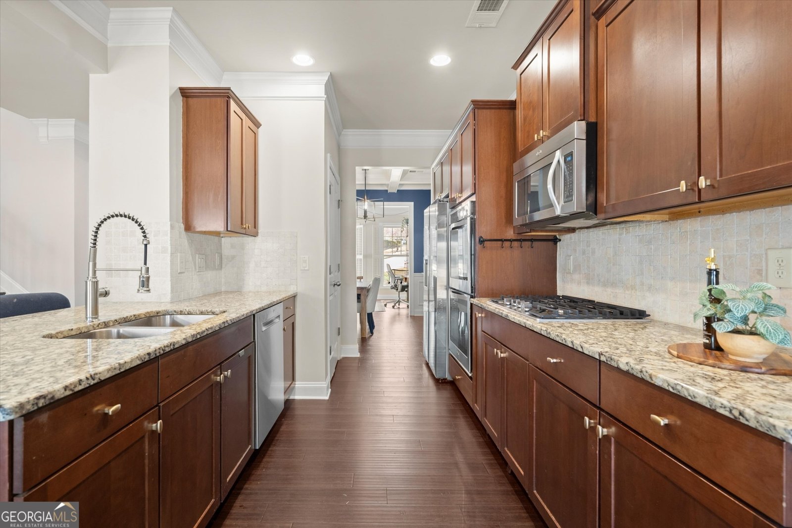 1530 Roswell Manor Circle Roswell - Photo 10