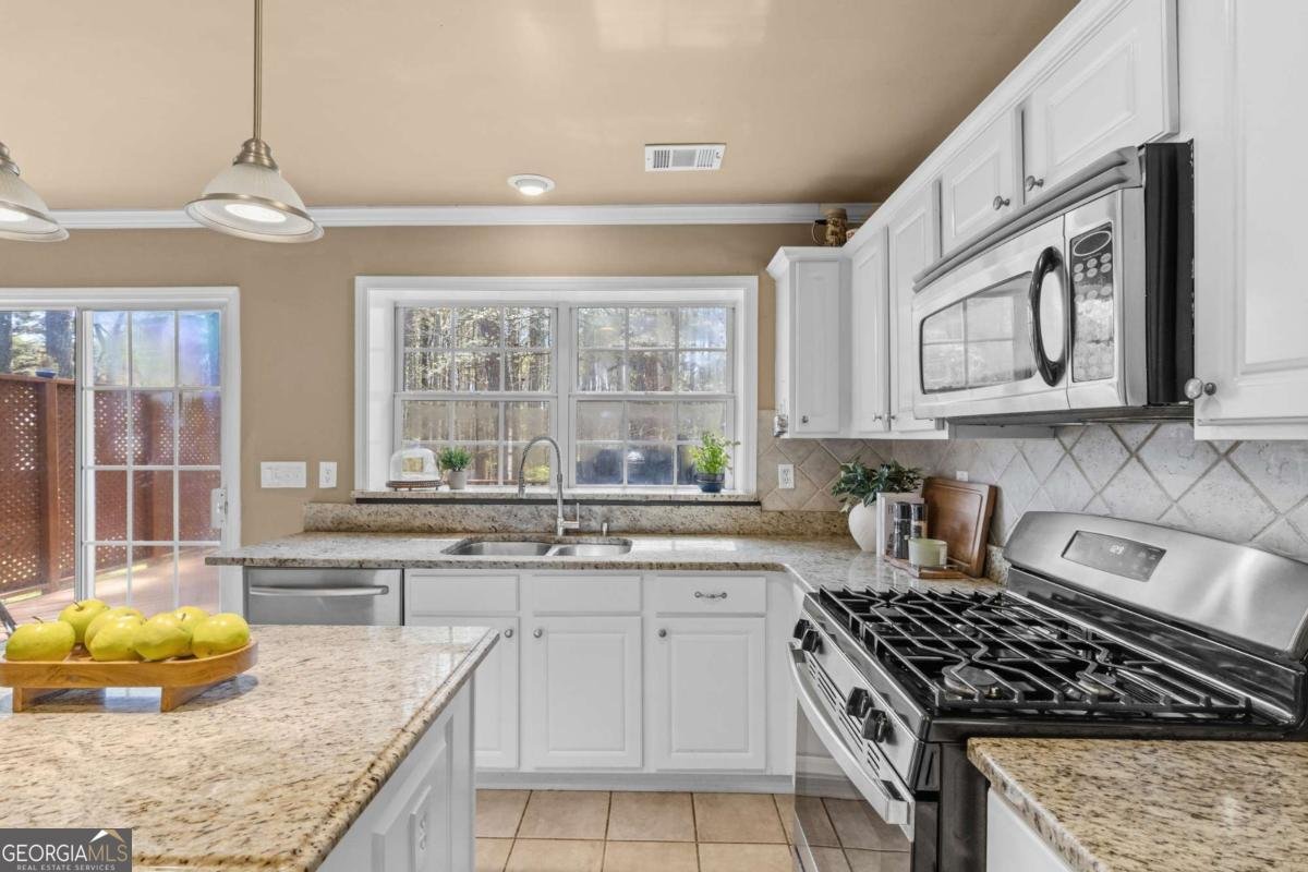 7335 Lytham Trace Cumming - Photo 15