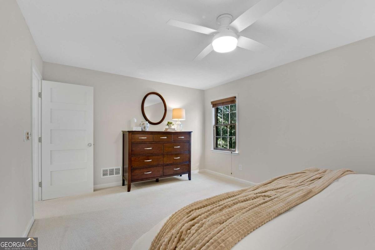 126 Lake Drive Roswell - Photo 18