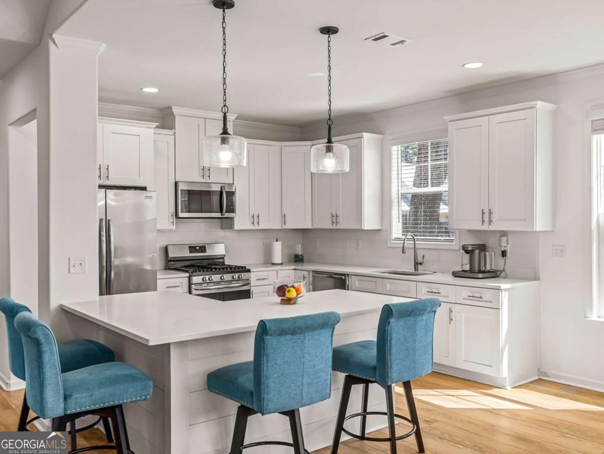 1038 Captain's Cove Way St. Simons - Photo 15