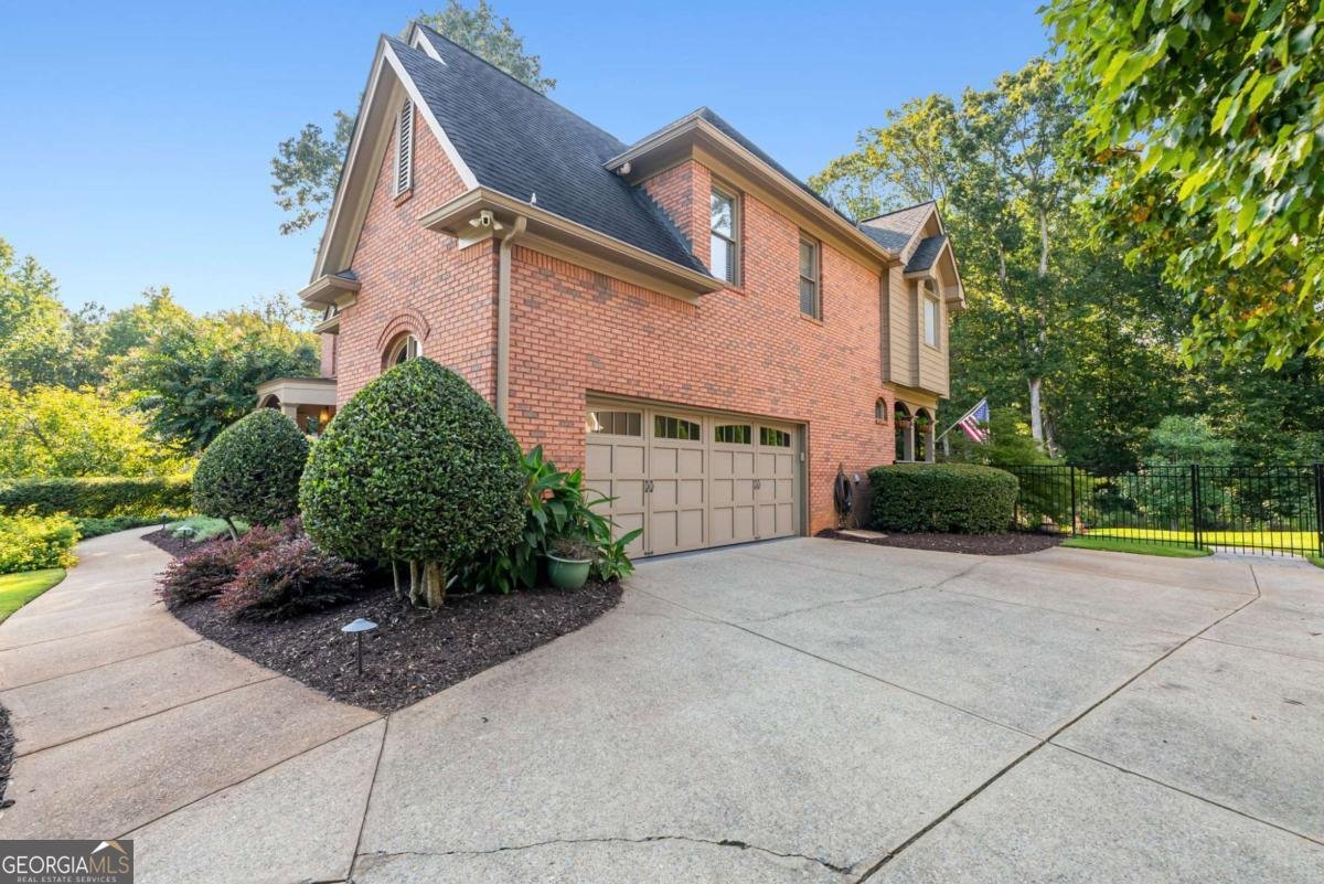 145 Highgrove Drive Suwanee - Photo 82