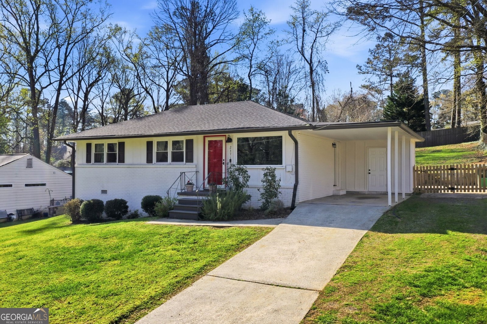 2371 Woodland Drive Kennesaw - Photo 1