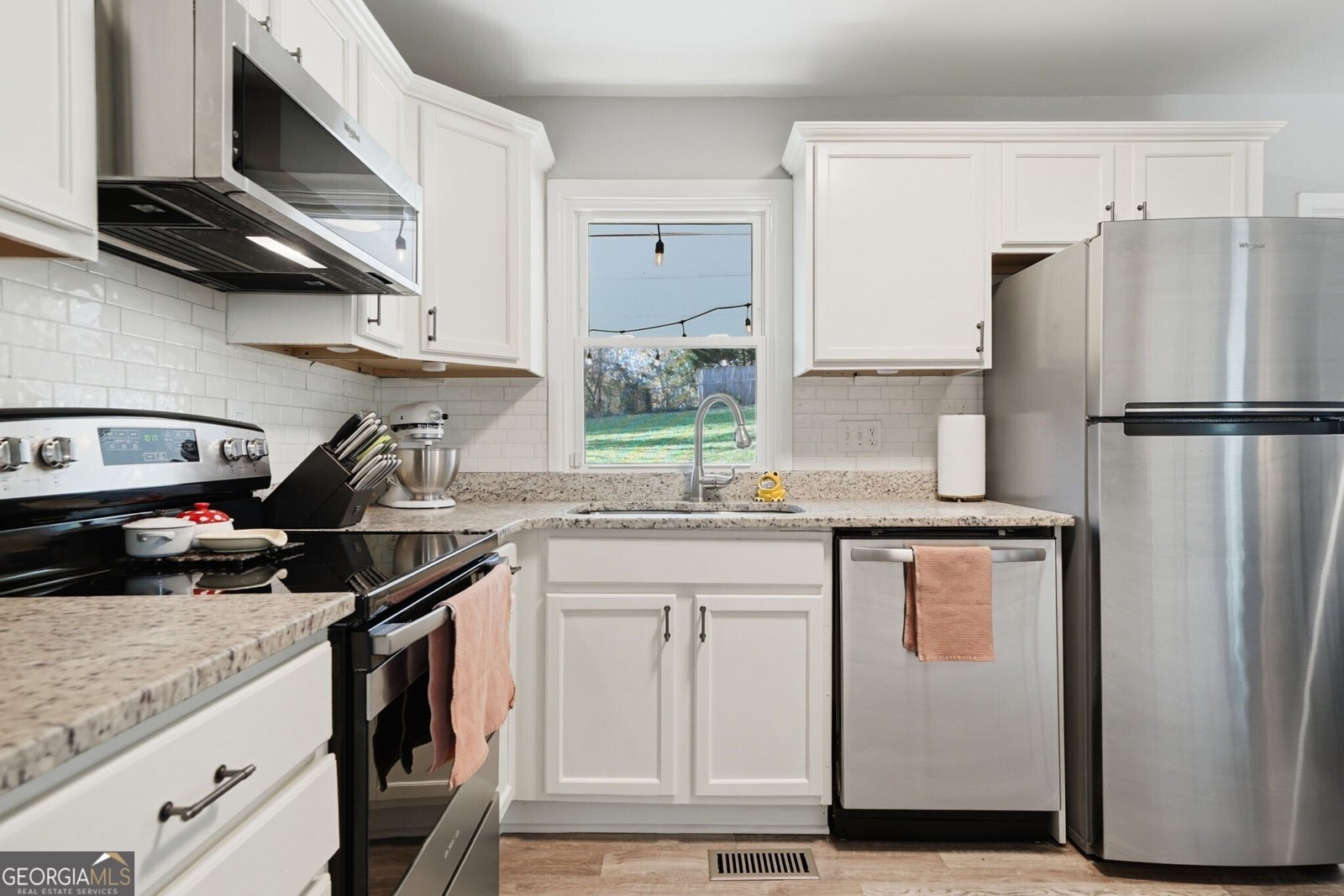 2371 Woodland Drive Kennesaw - Photo 9