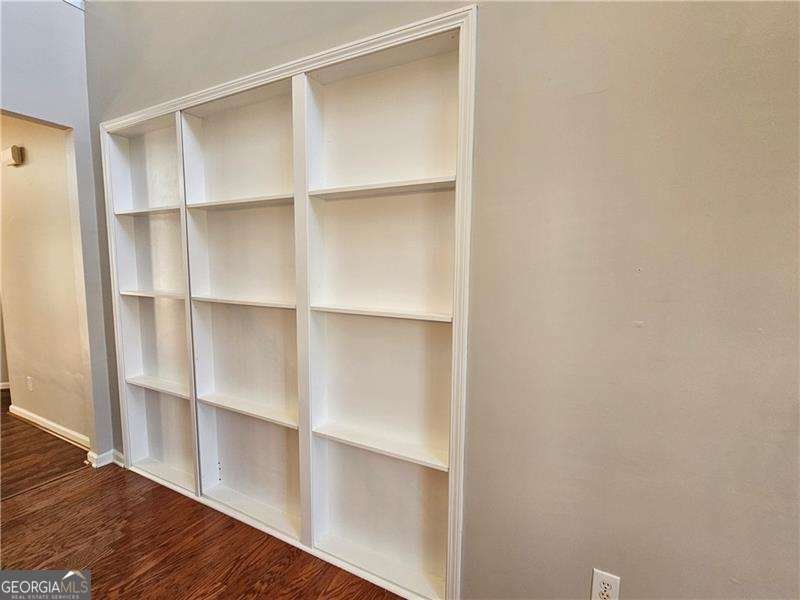 1734 Longmont Drive Lawrenceville - Photo 9