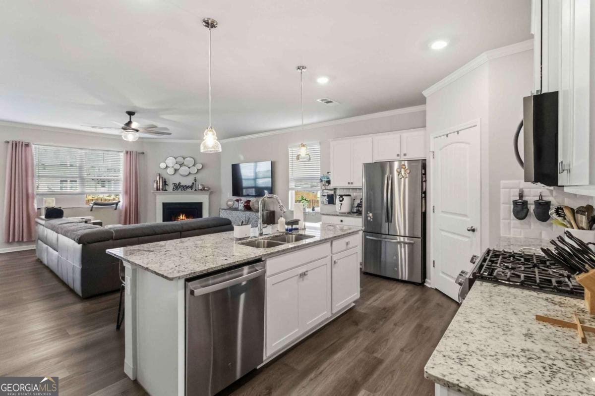 6919 Woodtrail Run Flowery Branch - Photo 10