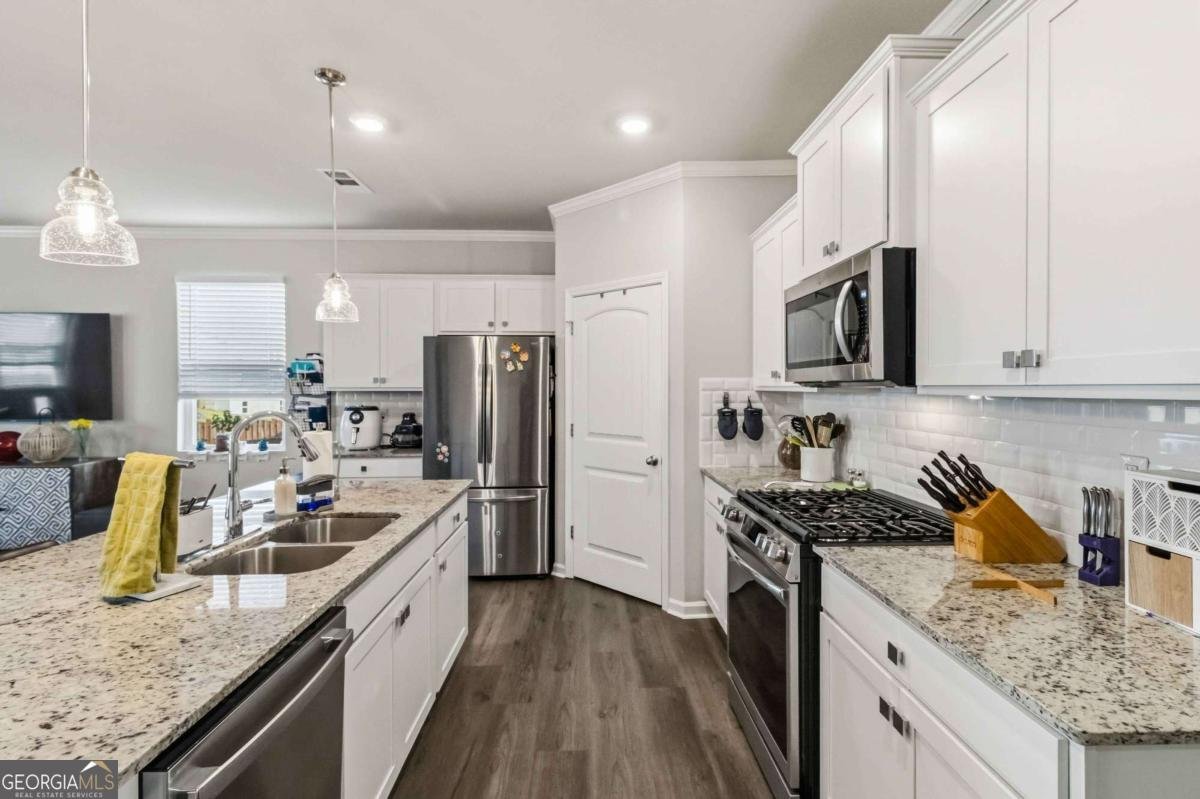 6919 Woodtrail Run Flowery Branch - Photo 9