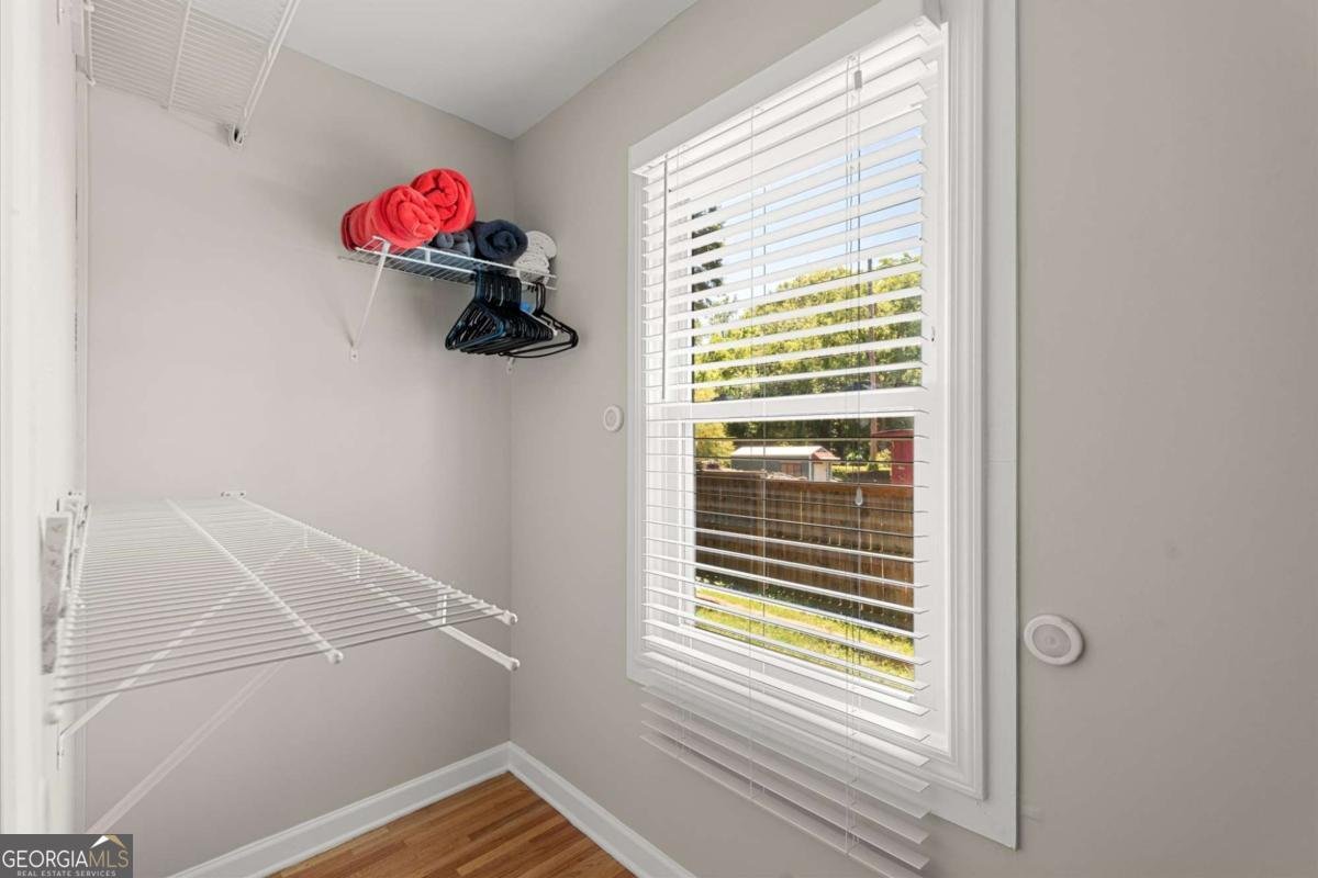 2890 Meadowview Drive Atlanta - Photo 17