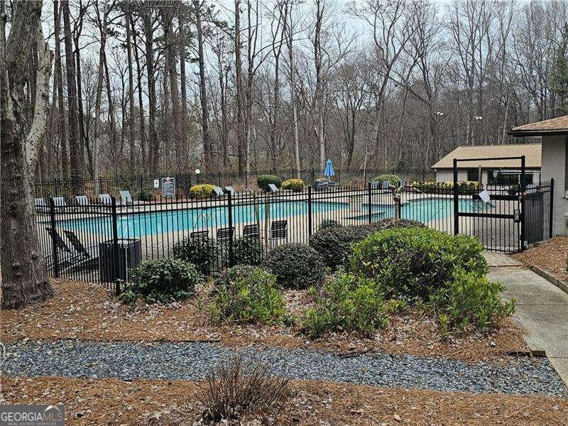 435 Seasons Parkway Norcross - Photo 18