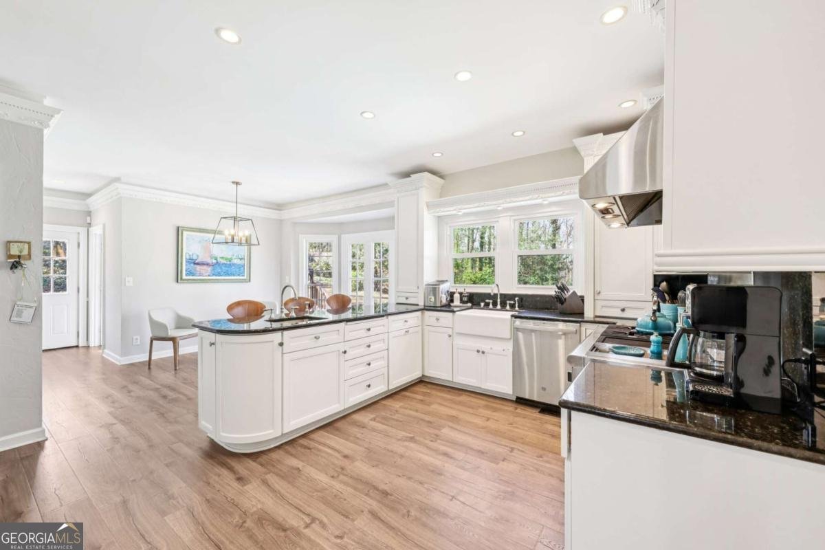 210 Willow Lake Cove Roswell - Photo 10