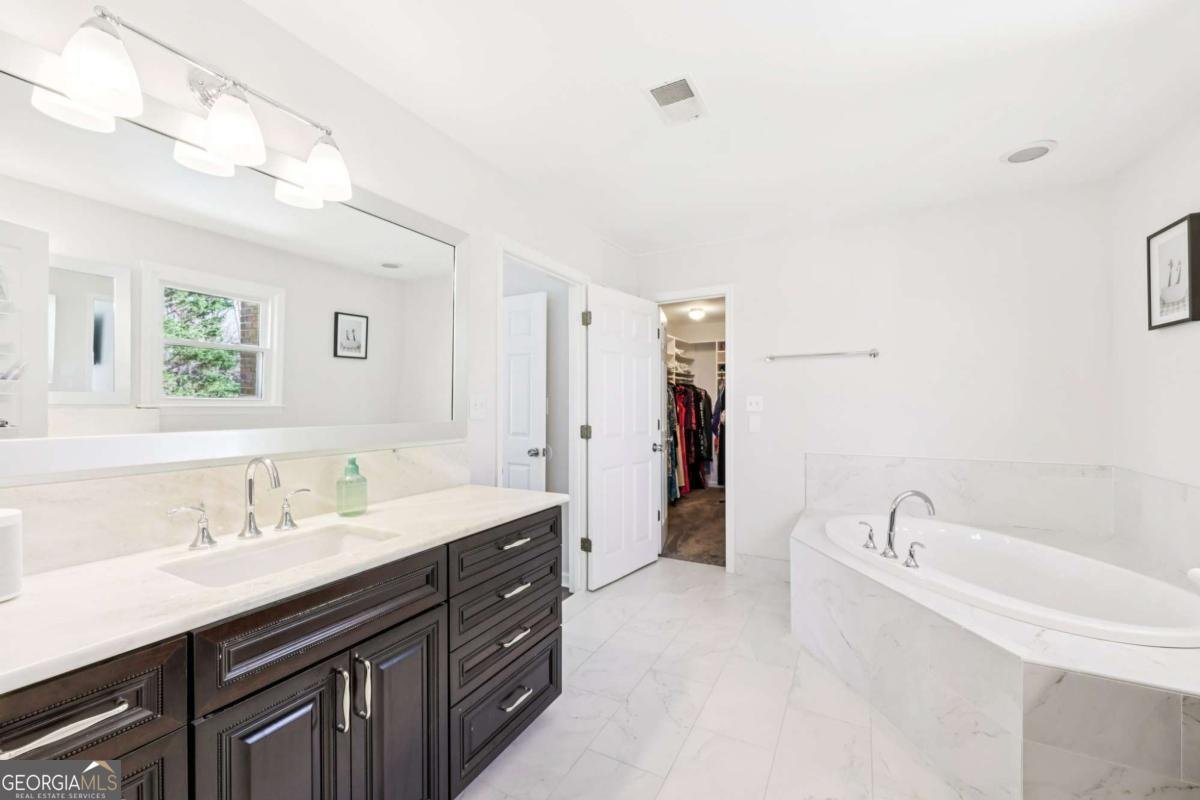 210 Willow Lake Cove Roswell - Photo 16