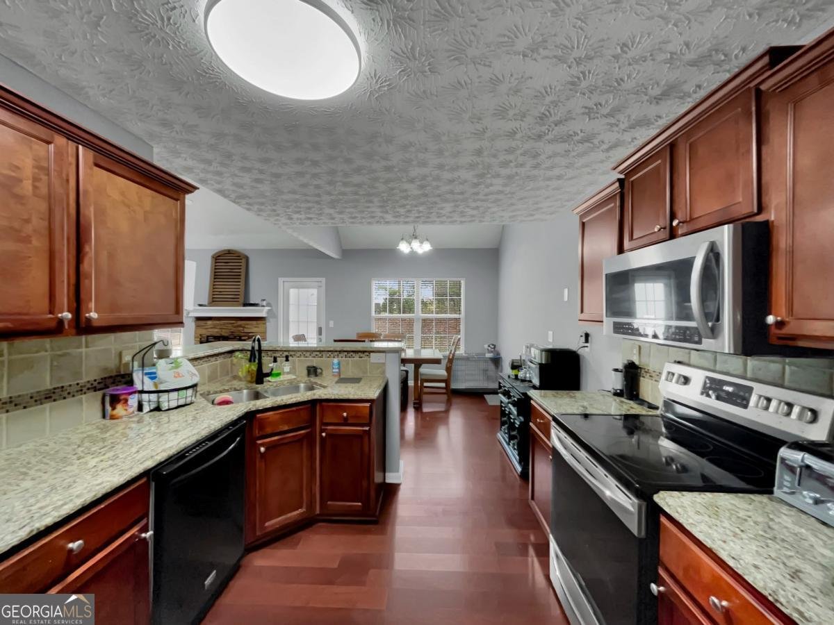 560 Windsong Lake Drive Commerce - Photo 15