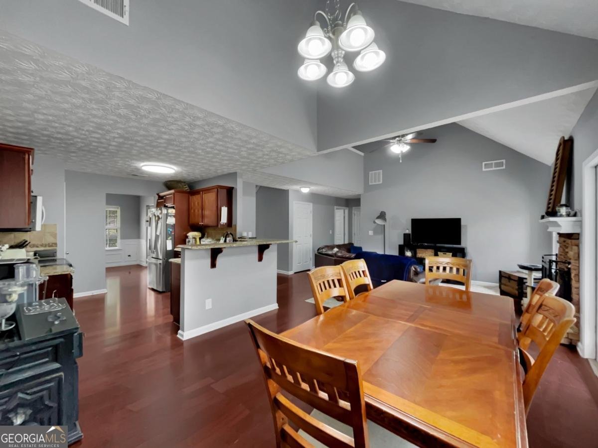 560 Windsong Lake Drive Commerce - Photo 17