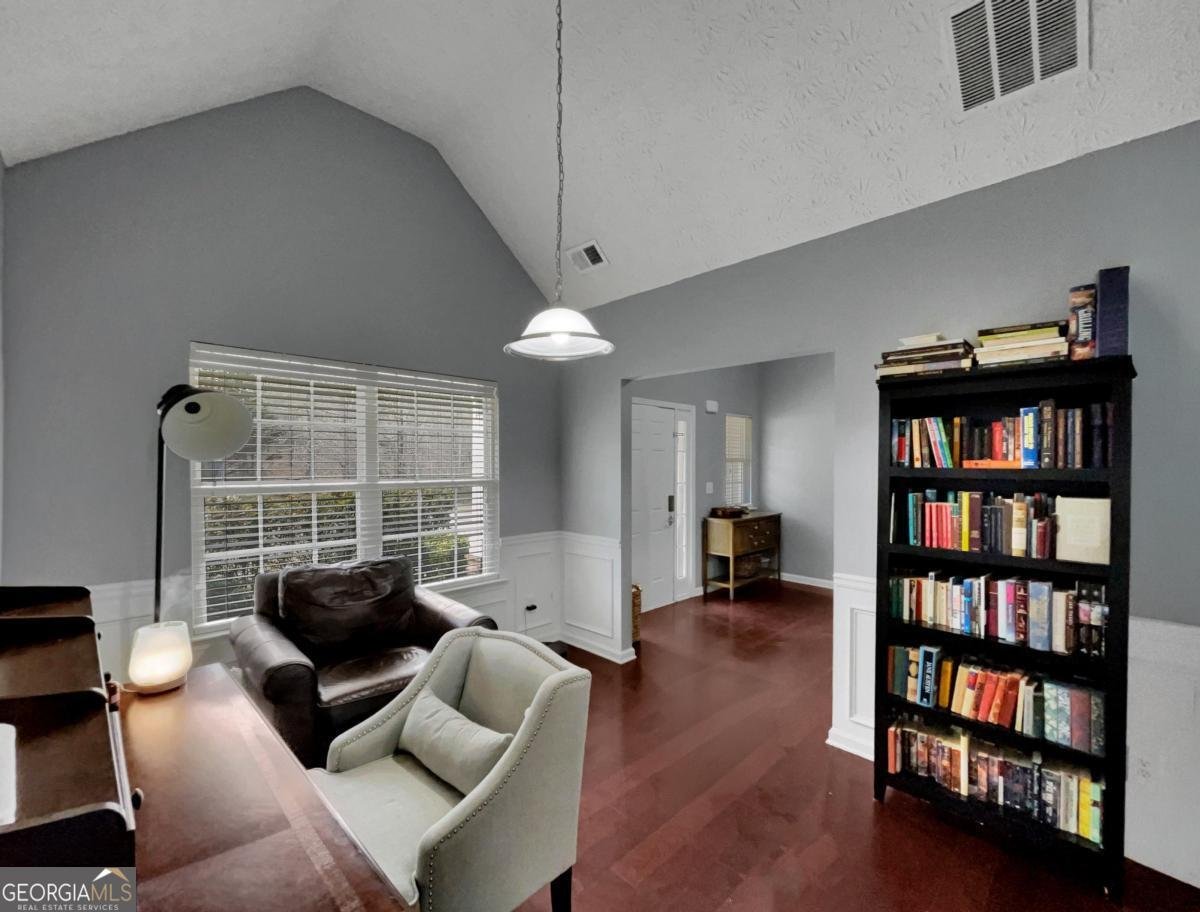 560 Windsong Lake Drive Commerce - Photo 8