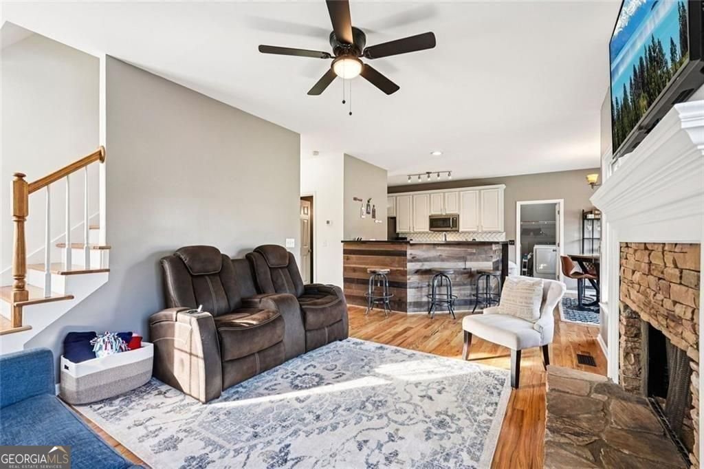 4980 Hyde Ct Cumming - Photo 12