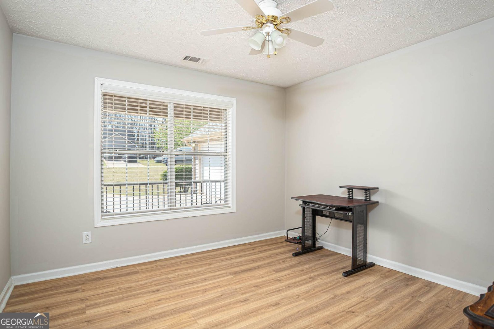 170 Belmont Circle Covington - Photo 10