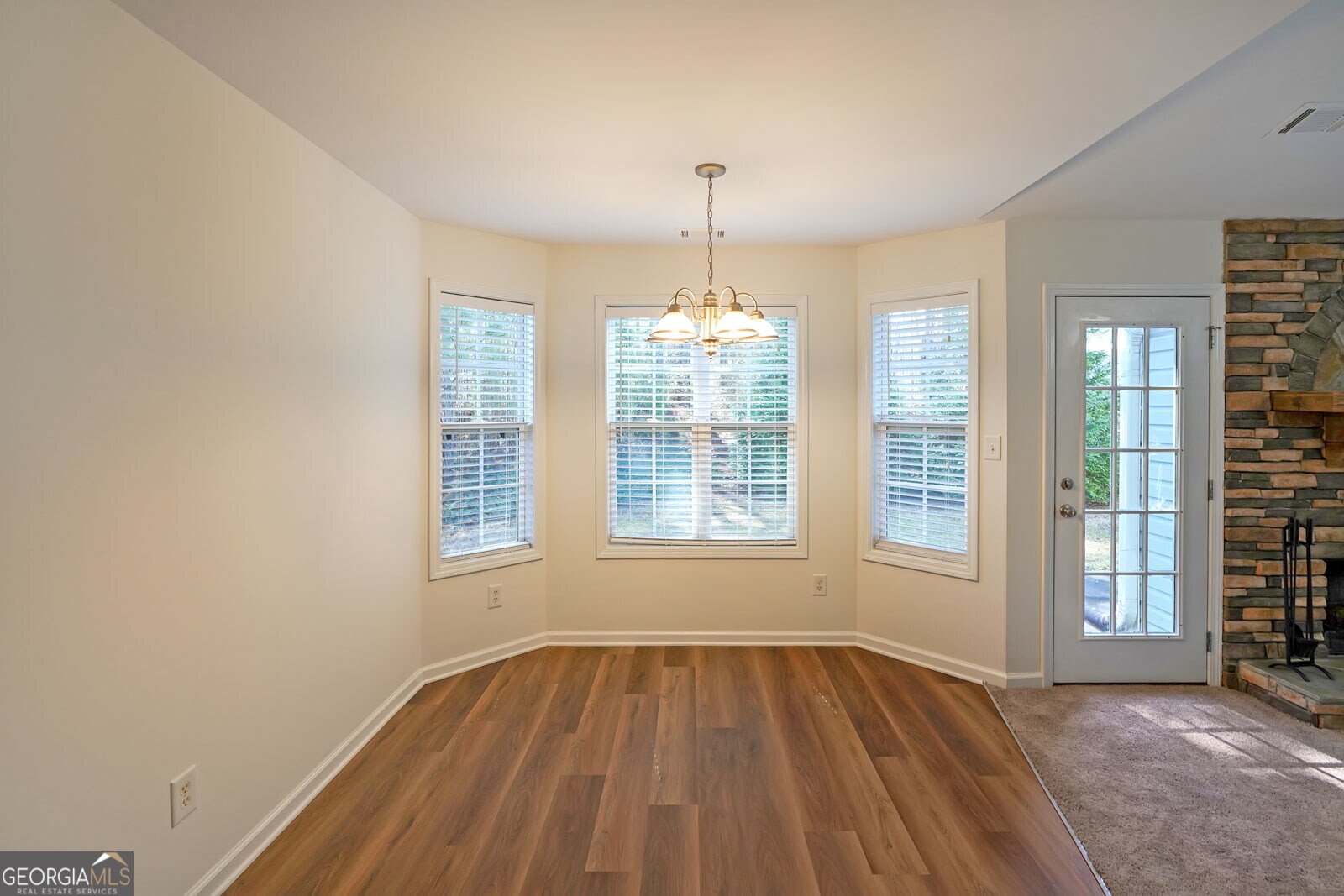 211 Bridge Drive Dallas - Photo 10