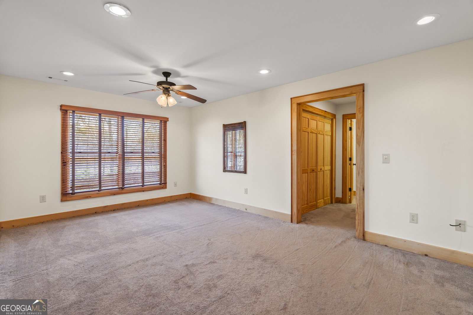 929 Hickory Nut Mountain Road Clarkesville - Photo 39