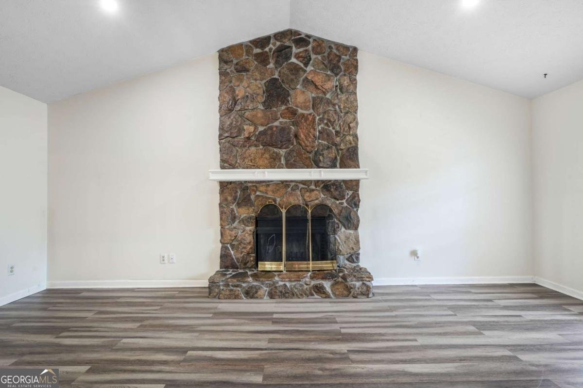 1349 Ashbrook Drive Lawrenceville - Photo 8